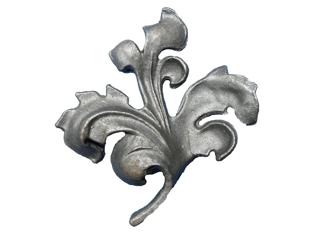 Stalowy kuty liść staliwo 155x140 mm