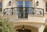 Kuta balustrada balkonowa stylizowana na art nouveau, model BKZ86 — aranżacja w nowej przestrzeni. Wizualizacja AI.