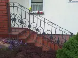 Wyrób kuty: Kuta Balustrada Ornamentalna z Elementami Floralnymi