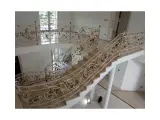 Wyrób kuty: Kuta Balustrada Schodowa Rococo z Różanym Motywem Florystycznym