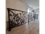 Wyrób kuty: Kuta Balustrada Schodowa z Ornamentyką Roślinną