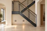 Kuta balustrada wewnętrzna w stylu industrialnym, model BKW53 — aranżacja w nowej przestrzeni. Wizualizacja AI.