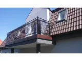 Wyrób kuty: Kuta Balustrada Zewnętrzna z Ornamentyką Klasyczną