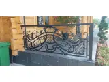 Wyrób kuty: Kuta Balustrada Zewnętrzna z Ornamentyką Roślinną