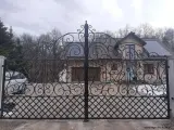 Wyrób kuty: Kuta Brama Wjazdowa Ornamentalna z Furtką