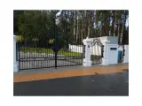 Wyrób kuty: Kuta Brama Wjazdowa Uchylna z Indywidualnymi Inicjałami