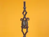 Wyrób kuty: Kuta sztacheta ozdobna z różą do balustrady 10 cm 950 mm