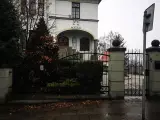 Wyrób kuty: Kute Ogrodzenie Rezydencjalne z Ornamentyką Klasyczną