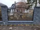 Wyrób kuty: Kute Przęsło Ogrodzeniowe Klasyczne z Ornamentem Secesyjnym
