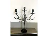 Wyrób kuty: Kuty Świecznik Trójramienny Ornamentalny