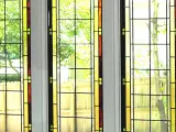 Wyrób kuty: Witrażowe Przeszklenie Okienne w Stylu Geometrycznym