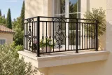 Zewnętrzna balustrada kuta: ornamentyka klasyczna, model BKZ71 — aranżacja w nowej przestrzeni. Wizualizacja AI.